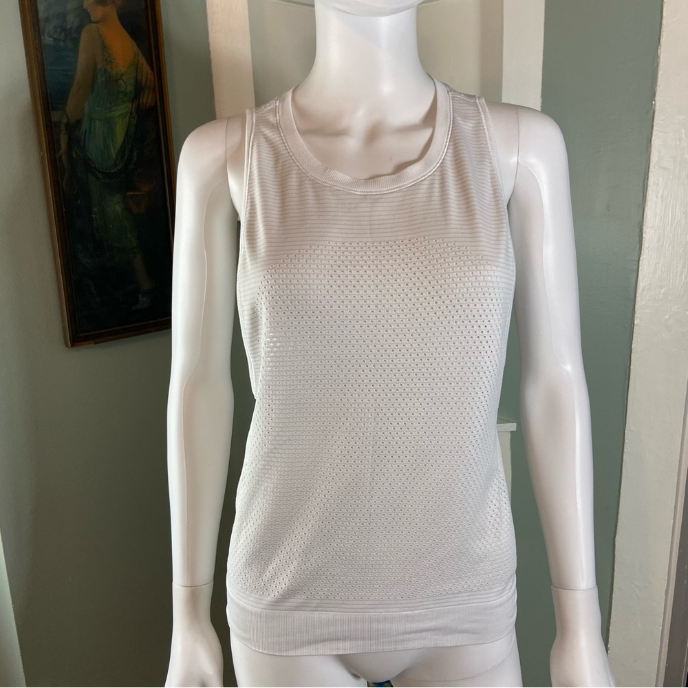 lululemon Breeze By Muscle Tank II White Mesh Athletic Tank XSmall/Small - Picture 2 of 11